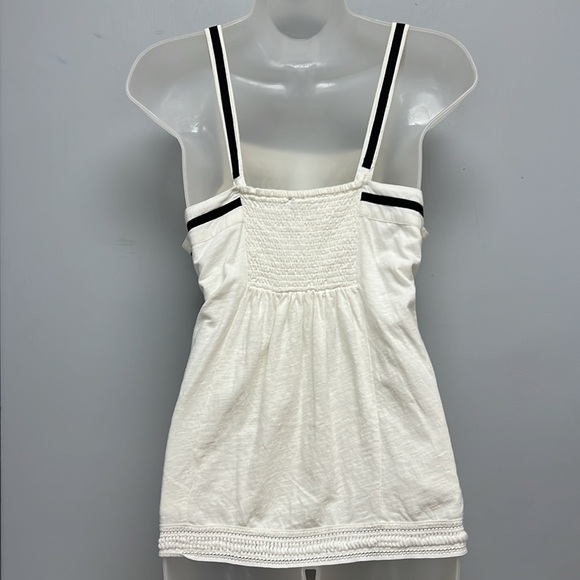 SOLD IN STORE Akemi + Kin Boho Crotchet Detailed Tank Top Size Medium - Picture 5 of 13